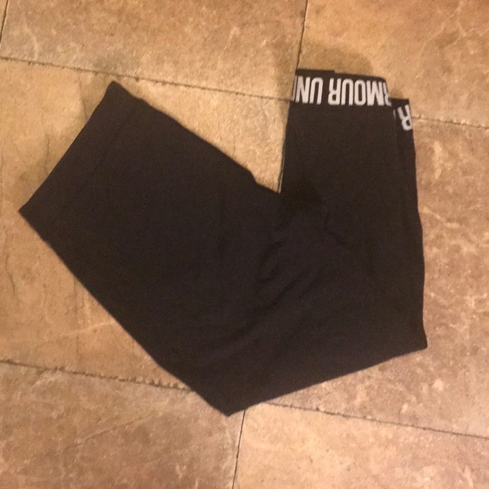 Under Armour medium capris